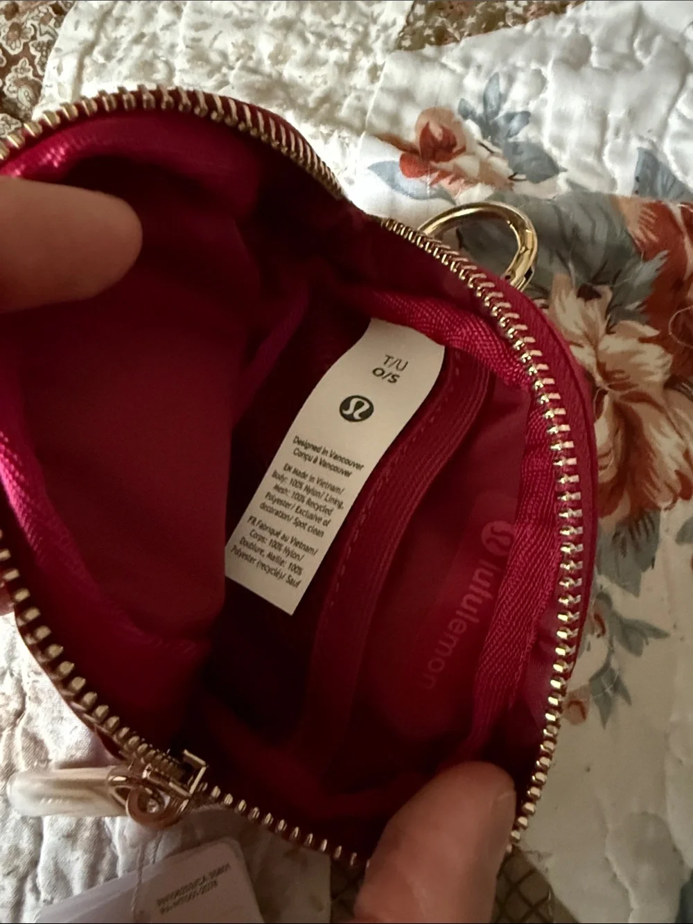Lululemon Everywhere Belt Bag Nano brand new (sold out color online) - Picture 3 of 4